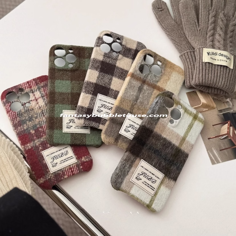 Vintage Plaid Fluffy Phone Case