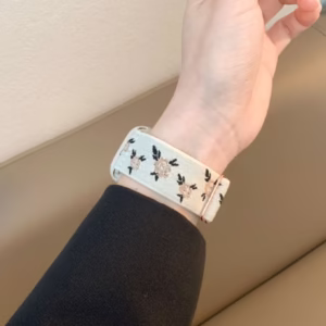 Knitted Floral Elastic Strap