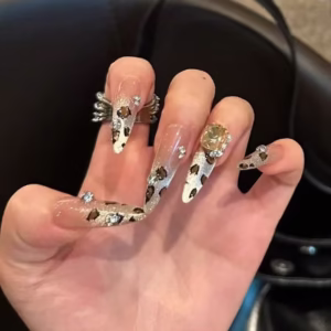 Luxury Cat-Eye Whitening Press-On Nails