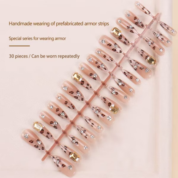 Luxury Cat-Eye Whitening Press-On Nails - Image 3