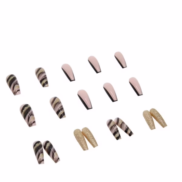 Shiny Black and Gold Elegant Press-On Nails - Image 4