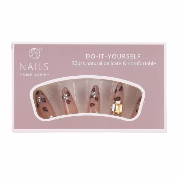 Luxury Cat-Eye Whitening Press-On Nails - Image 5