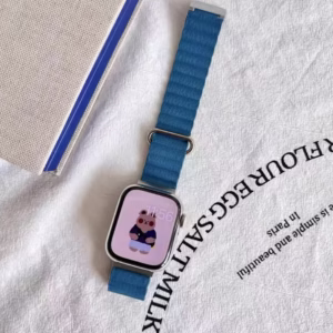 Lychee-Texture Leather Magnetic Strap